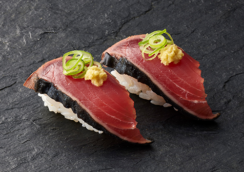 焼津産一本釣り鰹のたたき握り